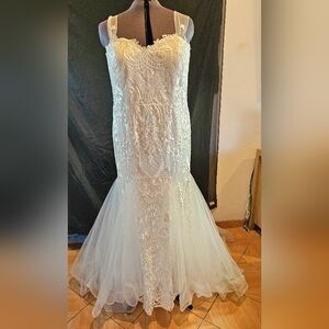 Mermaid Wedding Dress Lace Embroidered Spaghetti Straps 3D Flowers Tulle Train
